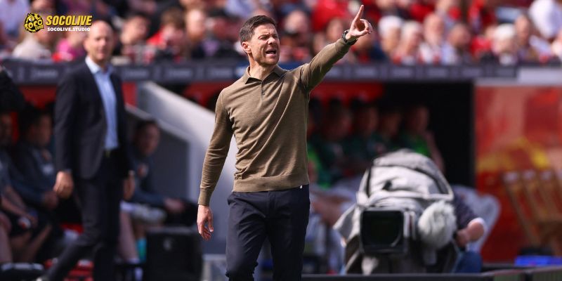 Xabi Alonso triển khai chiến thuật pressing và phản công linh hoạt cho Real Madrid